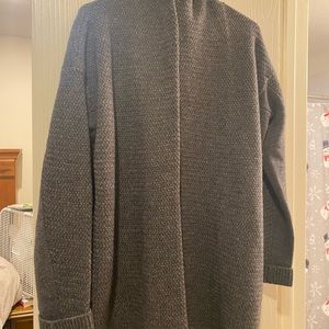 Super cute sweater with tags still attached